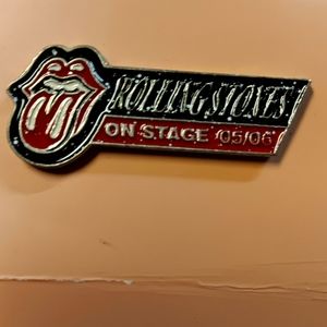 Rolling stones hat/jacket pin